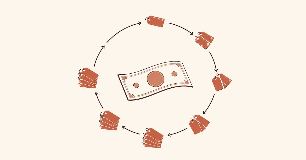 A payday loan explained: a small short-term cash advance due on the next payday, with the high APR and rollover fee cycle it can create