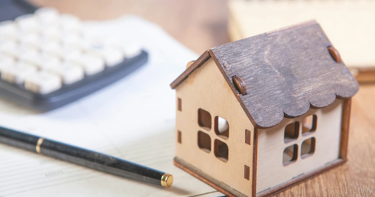 A simple worksheet illustrating what net worth is and how to calculate it